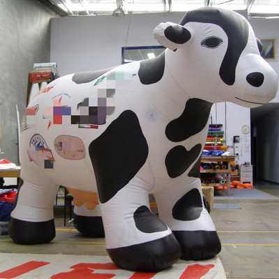 Cow 03